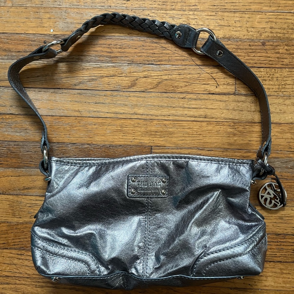 The SAK Purse Bag Metallic Silver Handbag Peace Interior Hang Tag Small Evening